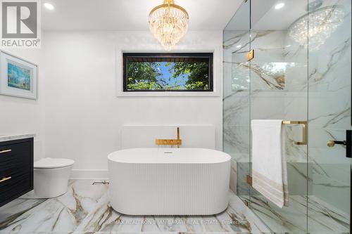 593 Cummer Avenue, Toronto (Bayview Woods-Steeles), ON - Indoor Photo Showing Bathroom