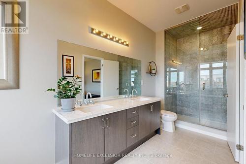 1216 Wellington Street E, Aurora (Bayview Northeast), ON - Indoor Photo Showing Bathroom