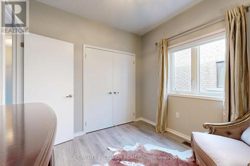 1216 Wellington Street E, Aurora (Bayview Northeast), ON - Indoor Photo Showing Other Room