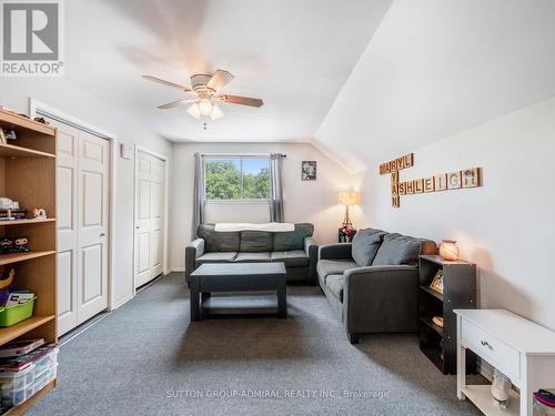 6192 5Th Line, New Tecumseth, ON - Indoor Photo Showing Living Room