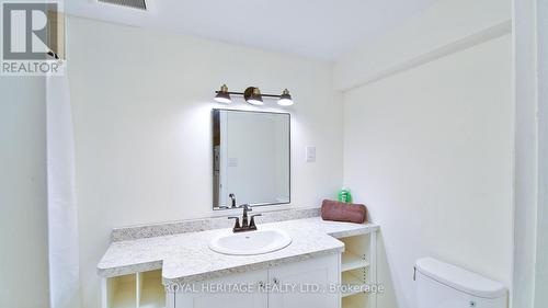 92 South Balsam Street, Uxbridge, ON - Indoor Photo Showing Bathroom