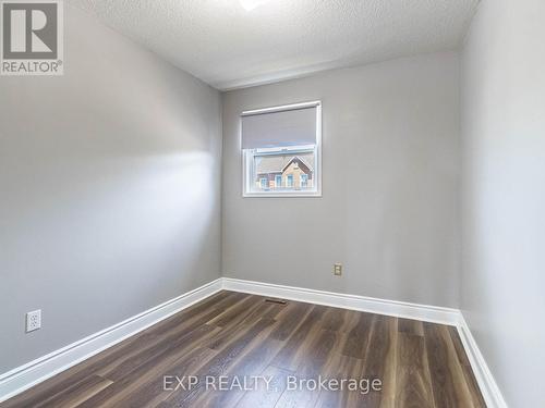 61 Amberhill Way, Aurora (Bayview Wellington), ON - Indoor Photo Showing Other Room