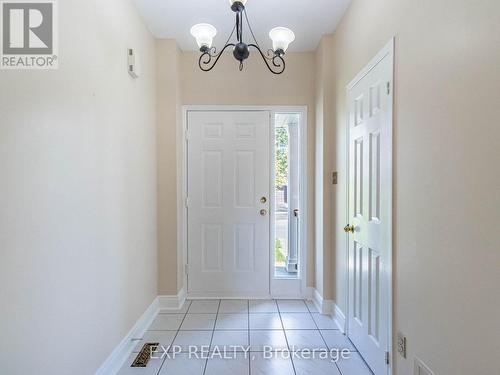 61 Amberhill Way, Aurora (Bayview Wellington), ON - Indoor Photo Showing Other Room