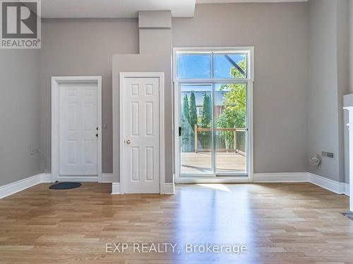 61 Amberhill Way, Aurora (Bayview Wellington), ON - Indoor Photo Showing Other Room