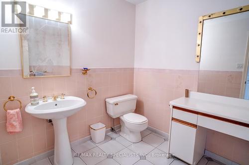 26 Eton Street, Markham (Village Green-South Unionville), ON - Indoor Photo Showing Bathroom