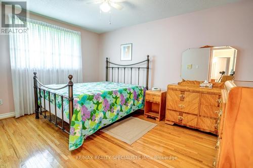 26 Eton Street, Markham (Village Green-South Unionville), ON - Indoor Photo Showing Bedroom