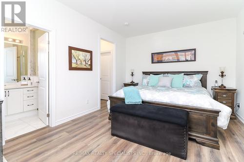 230 Roy Drive, Clearview (Stayner), ON - Indoor Photo Showing Bedroom