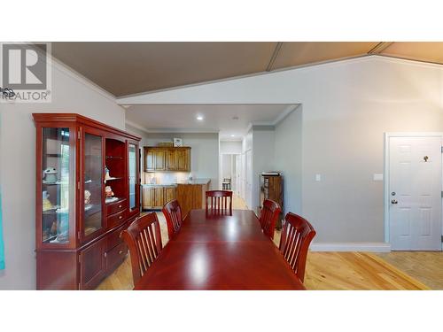 2506 Larch Avenue, Quesnel, BC - Indoor Photo Showing Dining Room