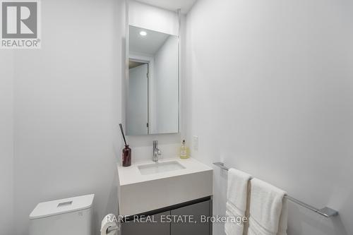 504 - 346 Davenport Road, Toronto (Annex), ON - Indoor Photo Showing Bathroom