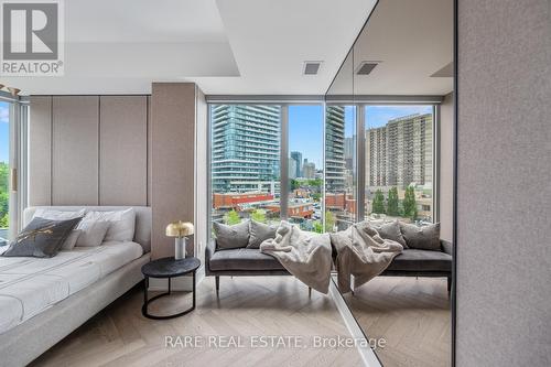 504 - 346 Davenport Road, Toronto (Annex), ON - Indoor Photo Showing Bedroom