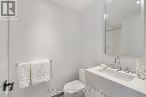 504 - 346 Davenport Road, Toronto (Annex), ON - Indoor Photo Showing Bathroom