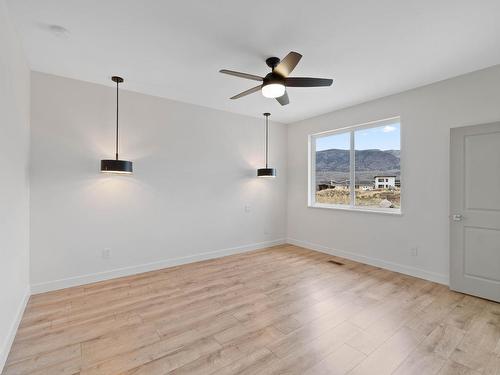 265 Rue Cheval Noir, Kamloops, BC - Indoor Photo Showing Other Room