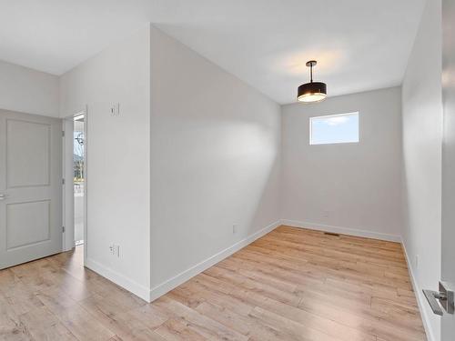 265 Rue Cheval Noir, Kamloops, BC - Indoor Photo Showing Other Room