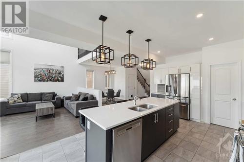 96 Dun Skipper Drive, Ottawa, ON - Indoor Photo Showing Kitchen With Double Sink With Upgraded Kitchen