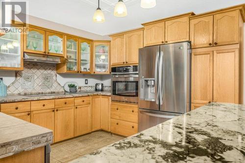 958 Mt Beaven Place, Vernon, BC - Indoor Photo Showing Kitchen