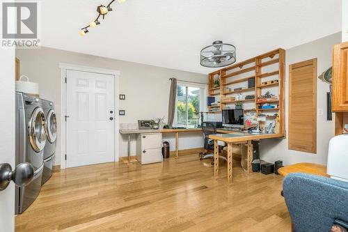 958 Mt Beaven Place, Vernon, BC - Indoor Photo Showing Laundry Room