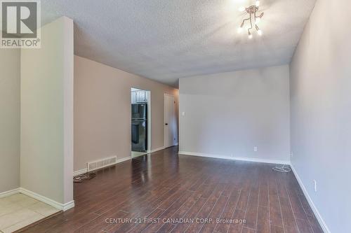 3 Brunswick Avenue, London, ON - Indoor Photo Showing Other Room