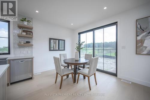 769 Gatestone Road, London, ON - Indoor Photo Showing Dining Room