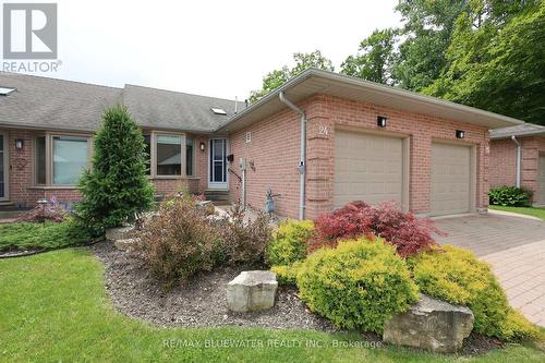 24 - 90 Ontario Street S, Lambton Shores (Grand Bend), ON - Outdoor