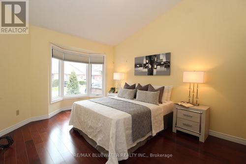 24 - 90 Ontario Street S, Lambton Shores (Grand Bend), ON - Indoor Photo Showing Bedroom