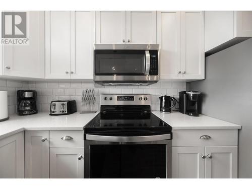 2450 Radio Tower Road Unit# 201, Oliver, BC - Indoor Photo Showing Kitchen