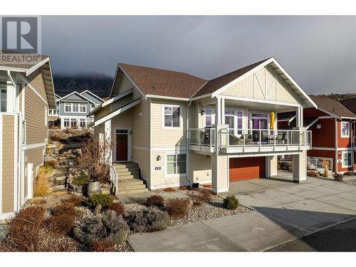 2450 Radio Tower Road Unit# 201, Oliver, BC - Outdoor With Balcony With Facade