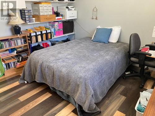 2214 Lakeview Drive, Blind Bay, BC - Indoor Photo Showing Bedroom