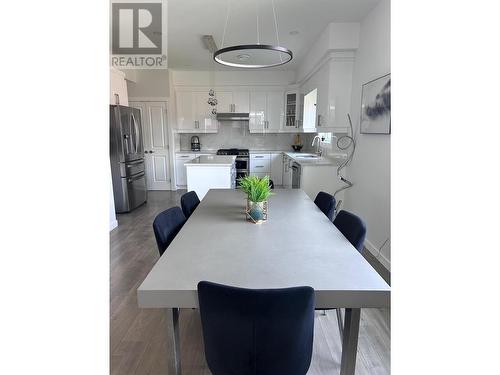 1529 Rosewood  Lane, Castlegar, BC - Indoor Photo Showing Dining Room