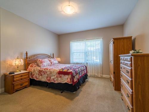 29-1055 Aberdeen Drive, Kamloops, BC - Indoor Photo Showing Bedroom