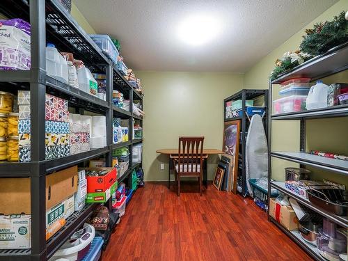 29-1055 Aberdeen Drive, Kamloops, BC - Indoor With Storage