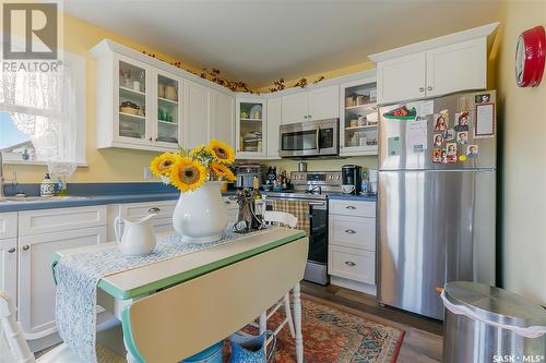 1004 Eden Street, Indian Head, SK - Indoor Photo Showing Kitchen