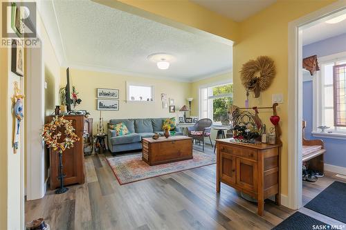 1004 Eden Street, Indian Head, SK - Indoor Photo Showing Living Room