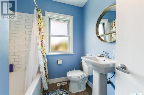 1004 Eden Street, Indian Head, SK - Indoor Photo Showing Bathroom