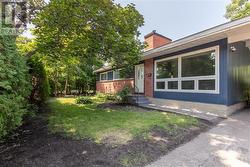 935 GOREN AVENUE  Ottawa, ON K1S 1N4