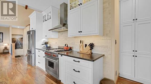 2621 Brewer  Rise Ridge, Invermere, BC - Indoor Photo Showing Kitchen