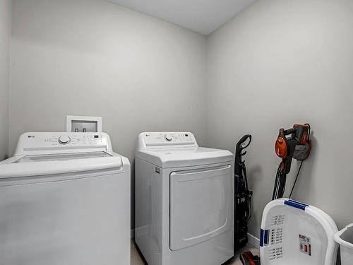 121-2683 Ord Rd, Kamloops, BC - Indoor Photo Showing Laundry Room