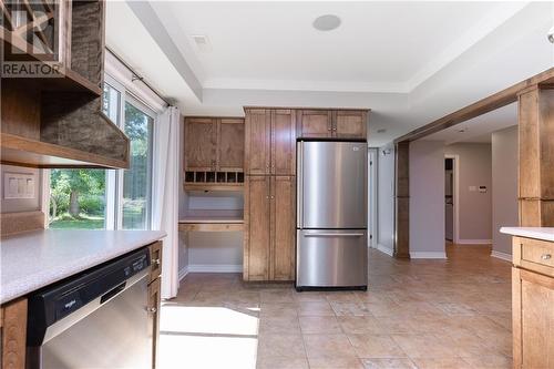 Stainless appliances included - 11 Behnke Crescent, Pembroke, ON - Indoor Photo Showing Kitchen