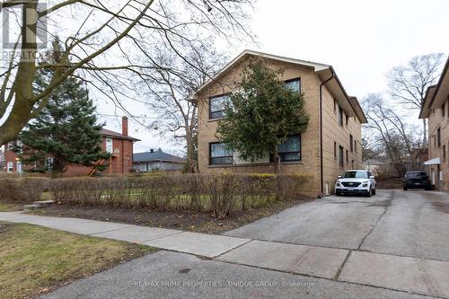 157 Berry Road, Toronto (Stonegate-Queensway), ON - Outdoor