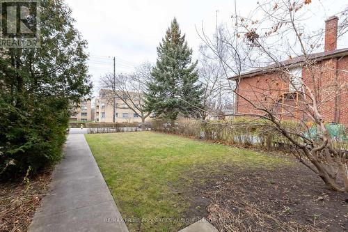 157 Berry Road, Toronto (Stonegate-Queensway), ON - Outdoor