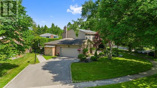 996 Cresthampton Lane, Mississauga (Lorne Park), ON - Outdoor