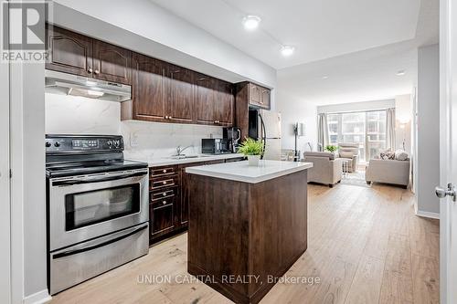 804 - 1050 The Queensway, Toronto (Islington-City Centre West), ON - Indoor Photo Showing Kitchen