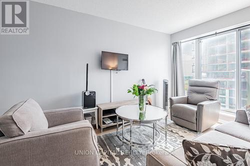 804 - 1050 The Queensway, Toronto (Islington-City Centre West), ON - Indoor Photo Showing Living Room