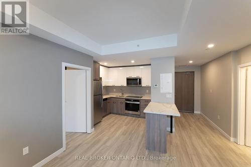 2405 - 20 George Street, Hamilton (Central), ON - Indoor Photo Showing Kitchen