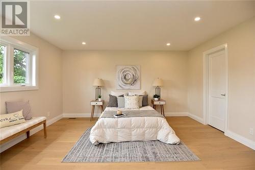 20 Clare Avenue, Hamilton (Hamilton Beach), ON - Indoor Photo Showing Bedroom