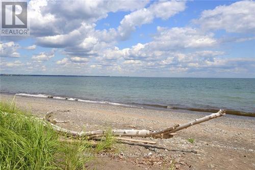 20 Clare Avenue, Hamilton (Hamilton Beach), ON - Outdoor With Body Of Water With View