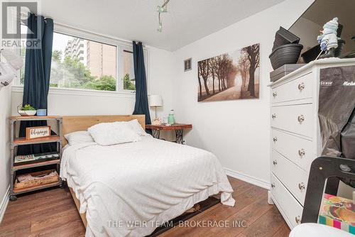 504 - 240 Scarlett Road, Toronto (Rockcliffe-Smythe), ON - Indoor Photo Showing Bedroom