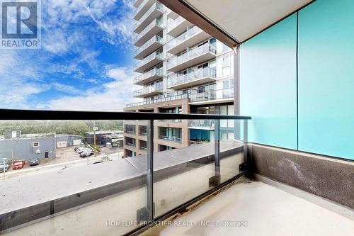 220 - 185 Deerfield Road, Newmarket (Central Newmarket), ON - Outdoor With Balcony