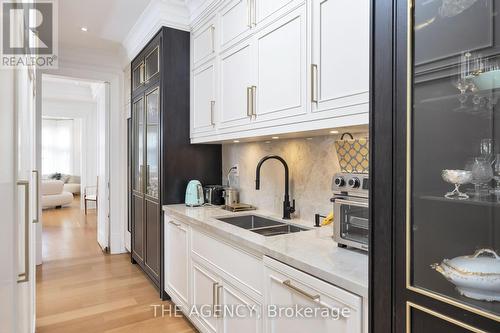 33 Stratheden Road, Toronto (Bridle Path-Sunnybrook-York Mills), ON - Indoor Photo Showing Kitchen With Double Sink