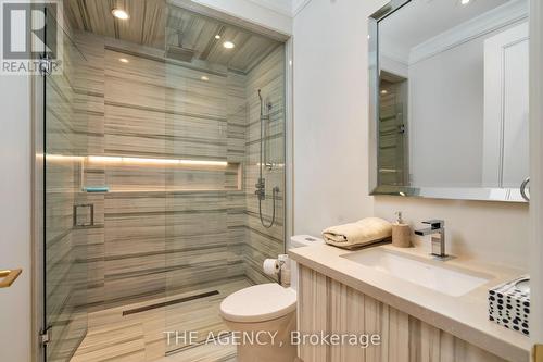 33 Stratheden Road, Toronto (Bridle Path-Sunnybrook-York Mills), ON - Indoor Photo Showing Bathroom