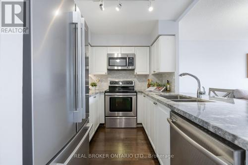 611 - 300 Balliol Street, Toronto (Mount Pleasant West), ON - Indoor Photo Showing Kitchen With Stainless Steel Kitchen With Double Sink With Upgraded Kitchen